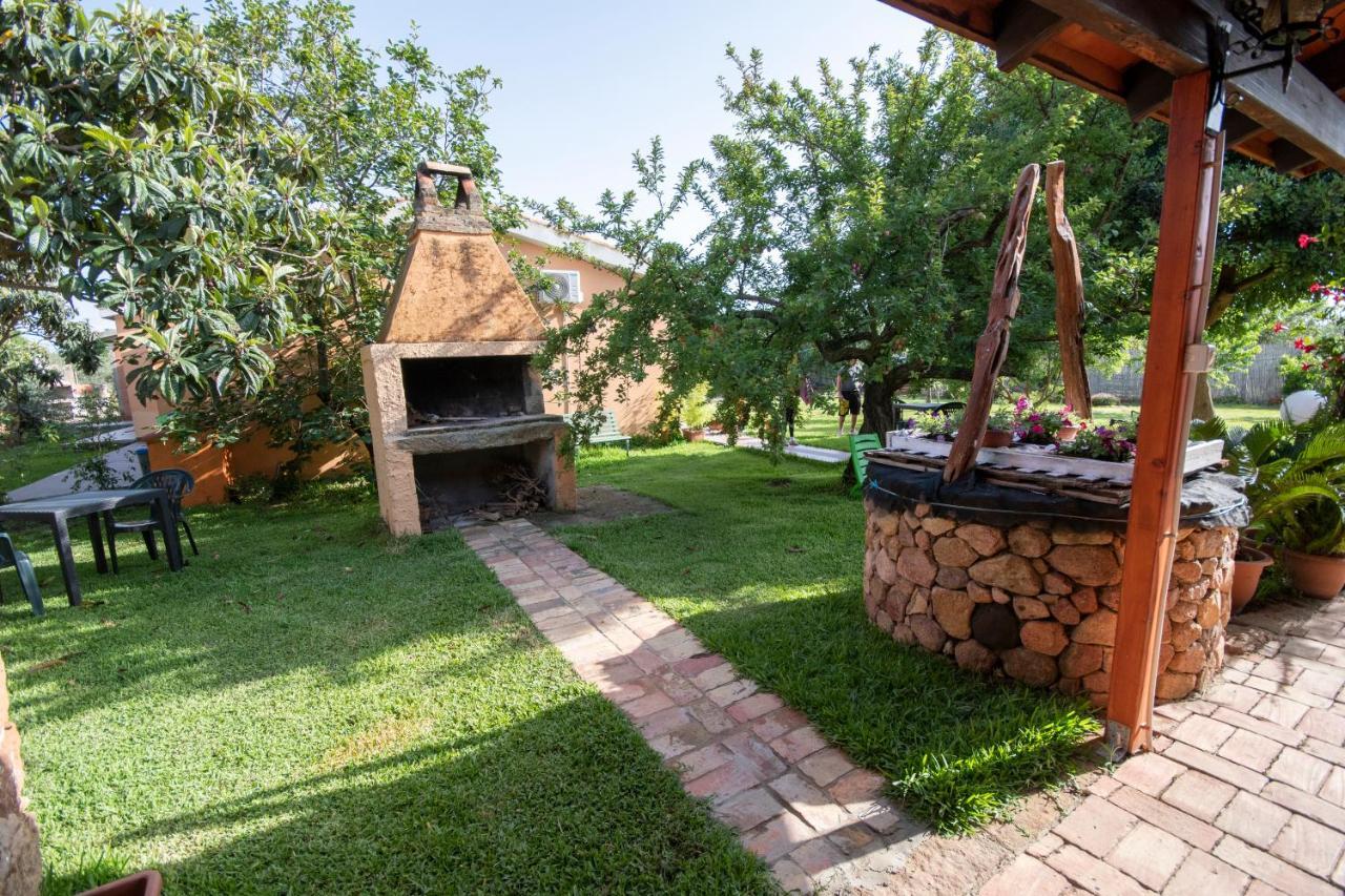 Bed and Breakfast Is Cuccus Masainas Екстер'єр фото