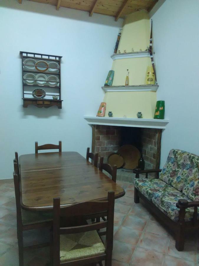 Bed and Breakfast Is Cuccus Masainas Екстер'єр фото